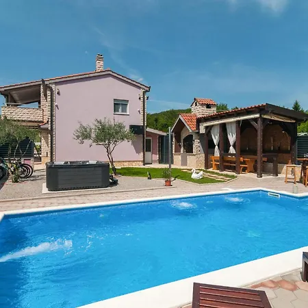 Semesterbostad Beautiful In With Wifi Hrvace