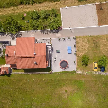 Beautiful In With Wifi Hrvace