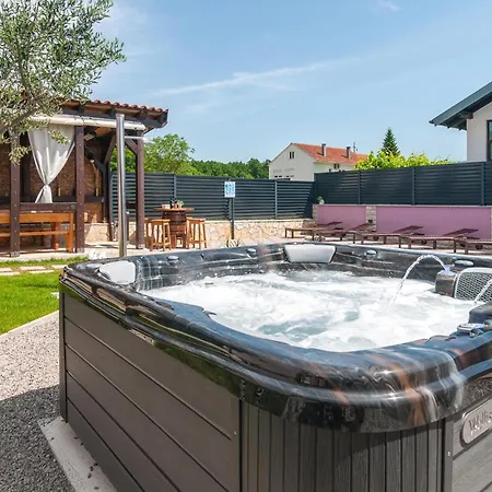 Semesterbostad Beautiful In With Wifi