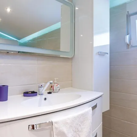 Beautiful In With Wifi * Hrvace